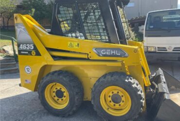 Eladó Gehl SL 4635T rakodó – felújított, kiváló állapotban